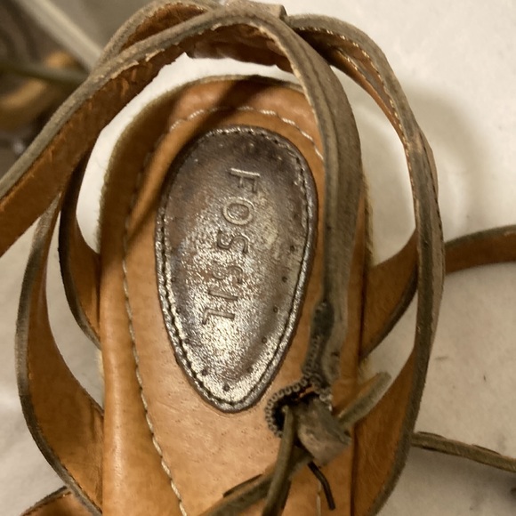 Fossil Leather Iridescent Summer Sandals Ankle Strap 7 1/2 - Picture 5 of 5